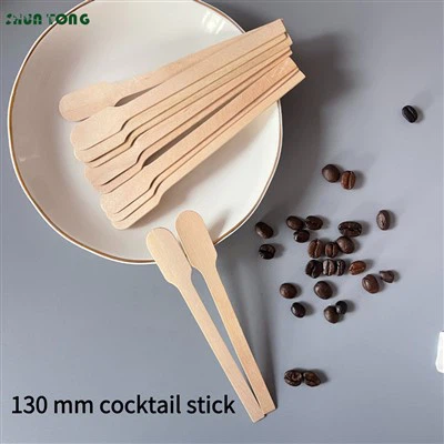 يشرب المشروبات الخشبية